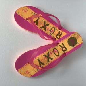 Roxy flip flops